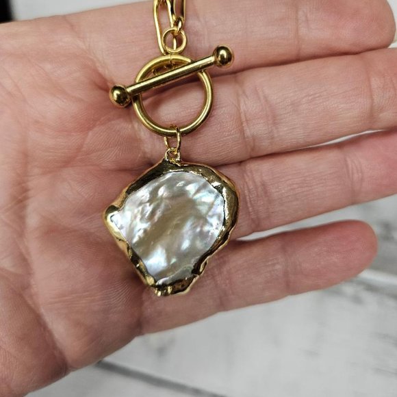 Gold Stainless Steel Paper Clip Freshwater Genuine Biwa Toggle Necklace 16" - Picture 4 of 4